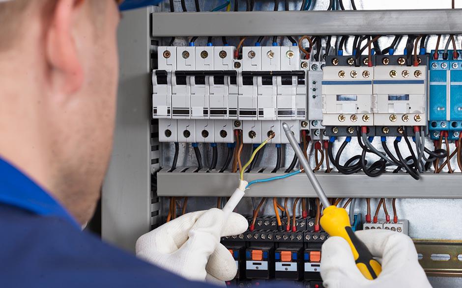 mon électricien Montreuil